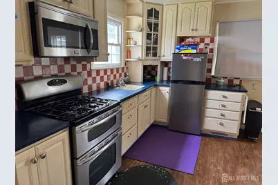 211 E Louis Place E, Iselin, NJ 08830 - Photo 7