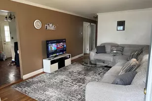 211 E Louis Pl E, Iselin, NJ 08830 - Photo 5