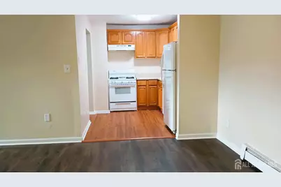 117 Cricket Lane, Woodbridge Township, NJ 07095 - Photo 5