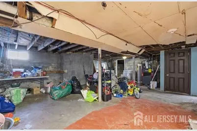 54 E Pennsylvania Avenue, Avenel, NJ 07001 - Photo 15