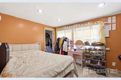 54 E Pennsylvania Avenue, Avenel, NJ 07001 - Photo 9