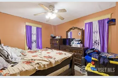 54 E Pennsylvania Avenue, Avenel, NJ 07001 - Photo 13