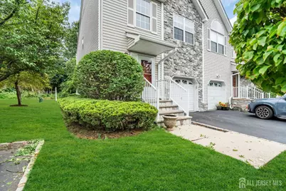 8 Edith Drive, Franklin Township, NJ 07416 - Photo 5