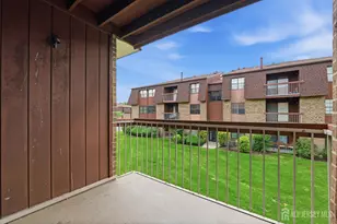 296-B Alpine Way, Woodbridge Township, NJ 07095 - Photo 17