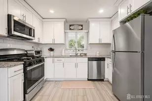 164 Idlebrook Ln, Aberdeen Township, NJ 07747 - Photo 15