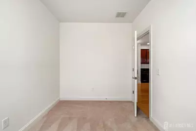 16 N Market Square, Plainsboro Township, NJ 08536 - Photo 19