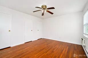 50 Fox Rd, Edison, NJ 08817 - Photo 17