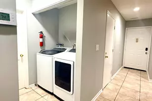 12 Palm Ct, Edison, NJ 08820 - Photo 7
