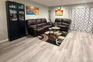 12 Palm Ct, Edison, NJ 08820 - Photo 11