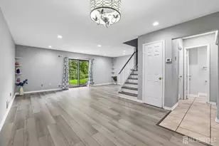 12 Palm Ct, Edison, NJ 08820 - Photo 3
