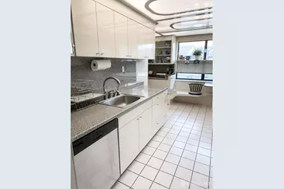 112 Beverly Hills Terrace #E, Woodbridge Township, NJ 07095 - Photo 11