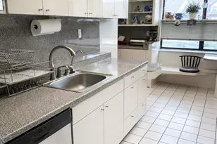 112 Beverly Hills Terrace, Woodbridge Township, NJ 07095 - Photo 11