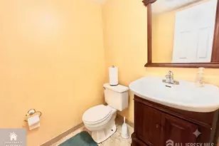 82 Cliffwood Ave, Aberdeen Township, NJ 07721 - Photo 9