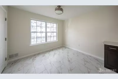 122 Prestwick Way, Edison, NJ 08820 - Photo 11