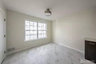 122 Prestwick Way, Edison, NJ 08820 - Photo 11