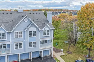 122 Prestwick Way, Edison, NJ 08820 - Photo 1