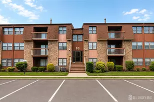 207 Sierra Ct, Woodbridge Township, NJ 07095 - Photo 1