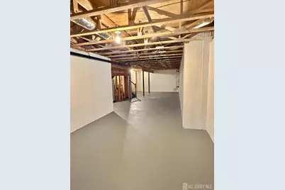 216 Alder Court, New Brunswick, NJ 08901 - Photo 21