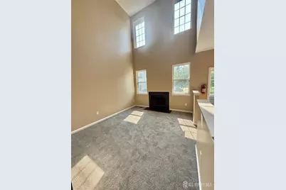 216 Alder Court, New Brunswick, NJ 08901 - Photo 5