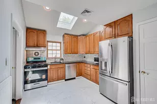 36 Aylin St, Metuchen, NJ 08840 - Photo 17