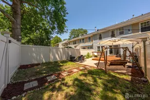 35 E Byrnes Ln E, Sayreville, NJ 08872 - Photo 29