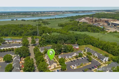 35 E Byrnes Lane E, Sayreville, NJ 08872 - Photo 23