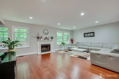 4506 Stonehedge Road, Edison, NJ 08820 - Photo 17