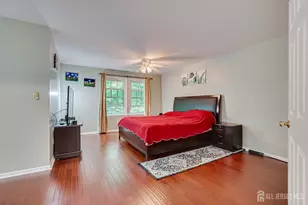 4506 Stonehedge Rd, Edison, NJ 08820 - Photo 29