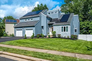 76 Revere Blvd, Edison, NJ 08820 - Photo 3