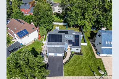 76 Revere Boulevard, Edison, NJ 08820 - Photo 5