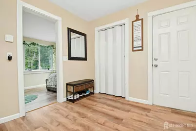 631 Concord Circle, Ewing Township, NJ 08618 - Photo 5