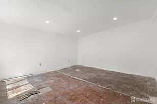 618 Wood Ave, North Brunswick Township, NJ 08902 - Photo 25
