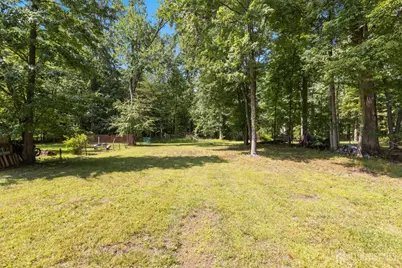 618 Wood Avenue, North Brunswick Township, NJ 08902 - Photo 29