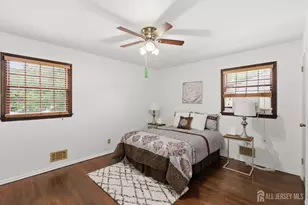 21 S Heathcote Ave S, Edison, NJ 08817 - Photo 29