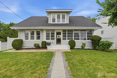 18 Fox Road, Edison, NJ 08817 - Photo 1