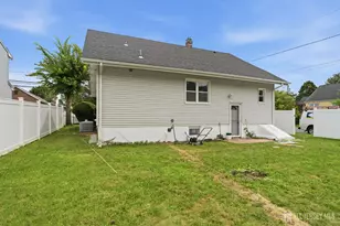 18 Fox Rd, Edison, NJ 08817 - Photo 33