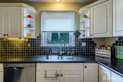 10 Devonshire Road, Sayreville, NJ 08859 - Photo 19