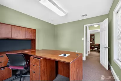 29 E Railroad Avenue E, Jamesburg, NJ 08831 - Photo 17