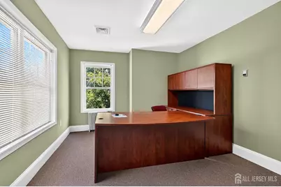 29 E Railroad Avenue E, Jamesburg, NJ 08831 - Photo 15