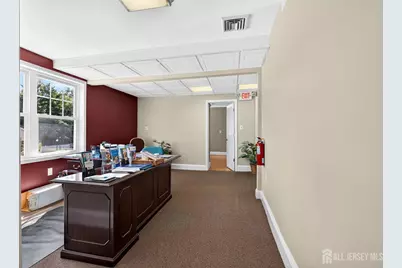 29 E Railroad Avenue E, Jamesburg, NJ 08831 - Photo 5
