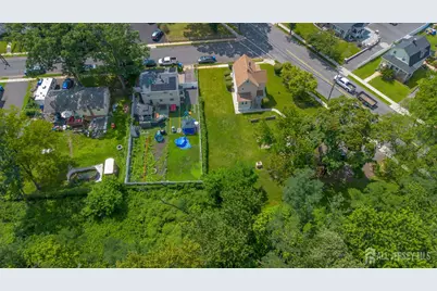 1746 Elk Street, Piscataway Township, NJ 08854 - Photo 17