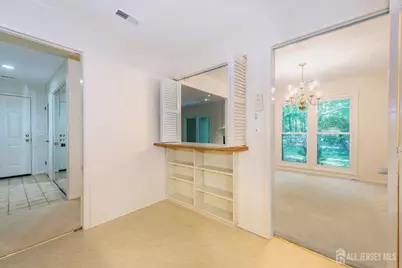 195 Hidden Hollow Court, Edison, NJ 08820 - Photo 11