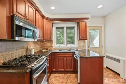 80 Chestnut Street, Milltown, NJ 08850 - Photo 13