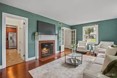 80 Chestnut Street, Milltown, NJ 08850 - Photo 7