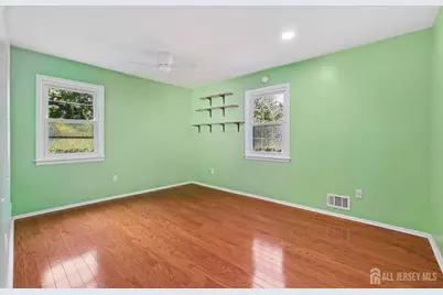 219 W 1st Street, Edison, NJ 08820 - Photo 23