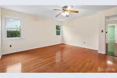 219 W 1st Street, Edison, NJ 08820 - Photo 19