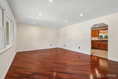 219 W 1st Street, Edison, NJ 08820 - Photo 5