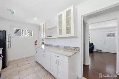 125 Tunison Road, New Brunswick, NJ 08901 - Photo 7