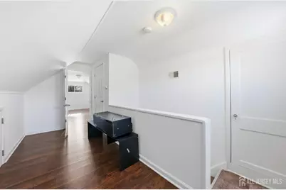 125 Tunison Road, New Brunswick, NJ 08901 - Photo 17