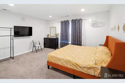 77 Timberhill Drive, Franklin Township, NJ 08823 - Photo 19